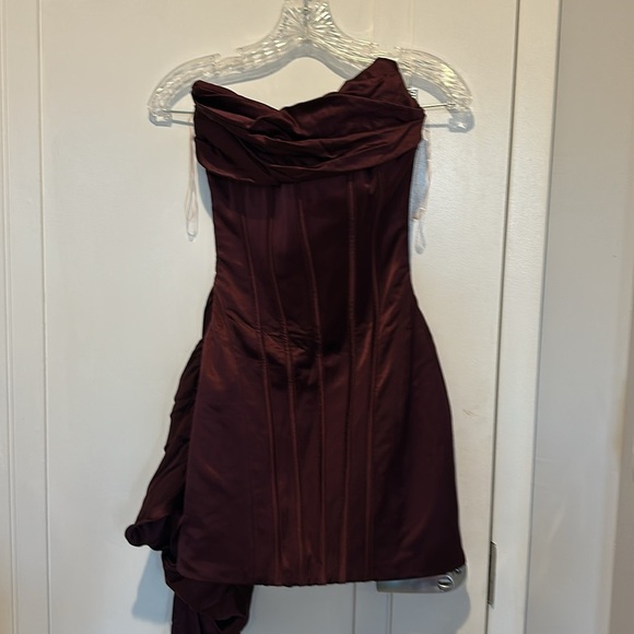 HOUSE OF CB 'Loubella' Mulberry Strapless Corset Dress NWOT wine - Picture 6 of 8